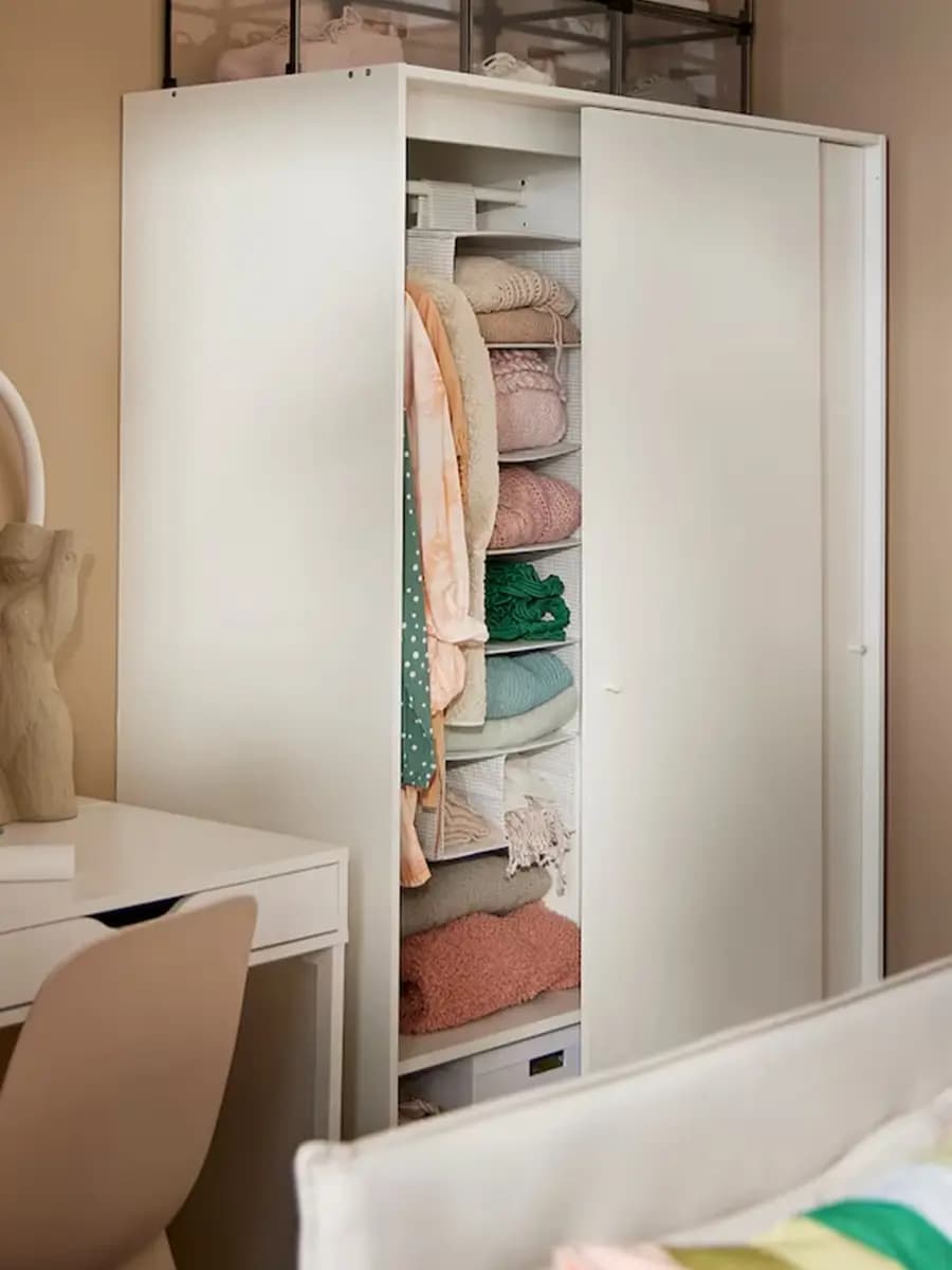 Шкаф-купе с раздвижными дверями IKEA KLEPPSTAD белый 117x176 cm