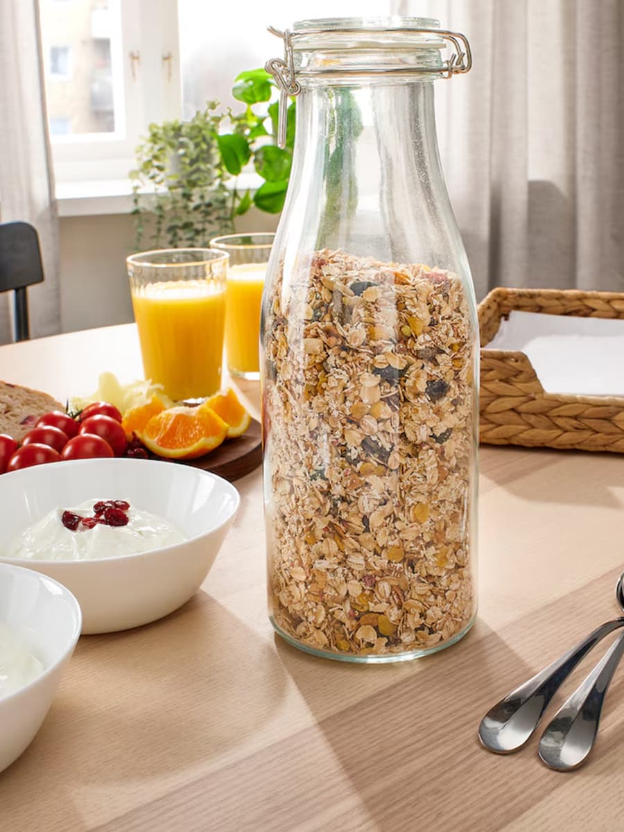 Банка в форме бутылки с крышкой IKEA KORKEN прозрачное стекло, 1,4 л
