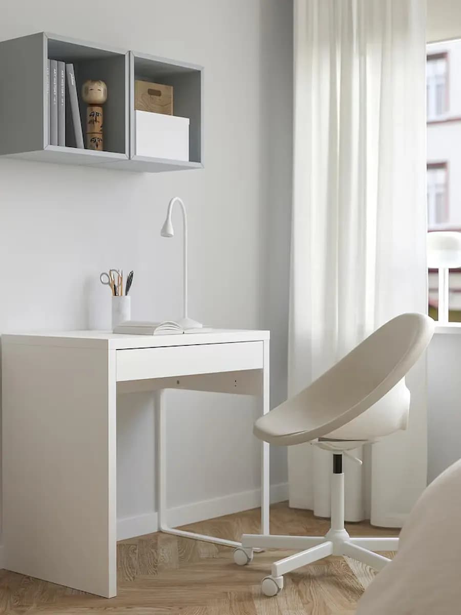 Письменный стол IKEA MICKE белый, 73х50 см