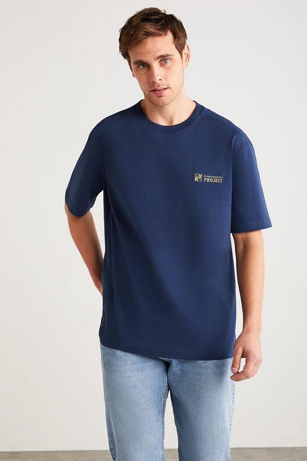 global image