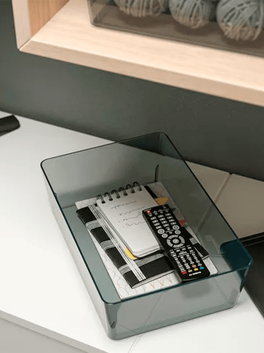 Коробка с крышкой IKEA KUGGIS прозрачная черная, 18х26х8 см